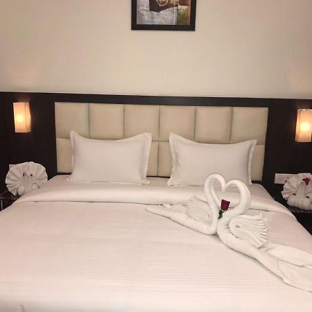 Hotel Anandi Inn Ballia Extérieur photo